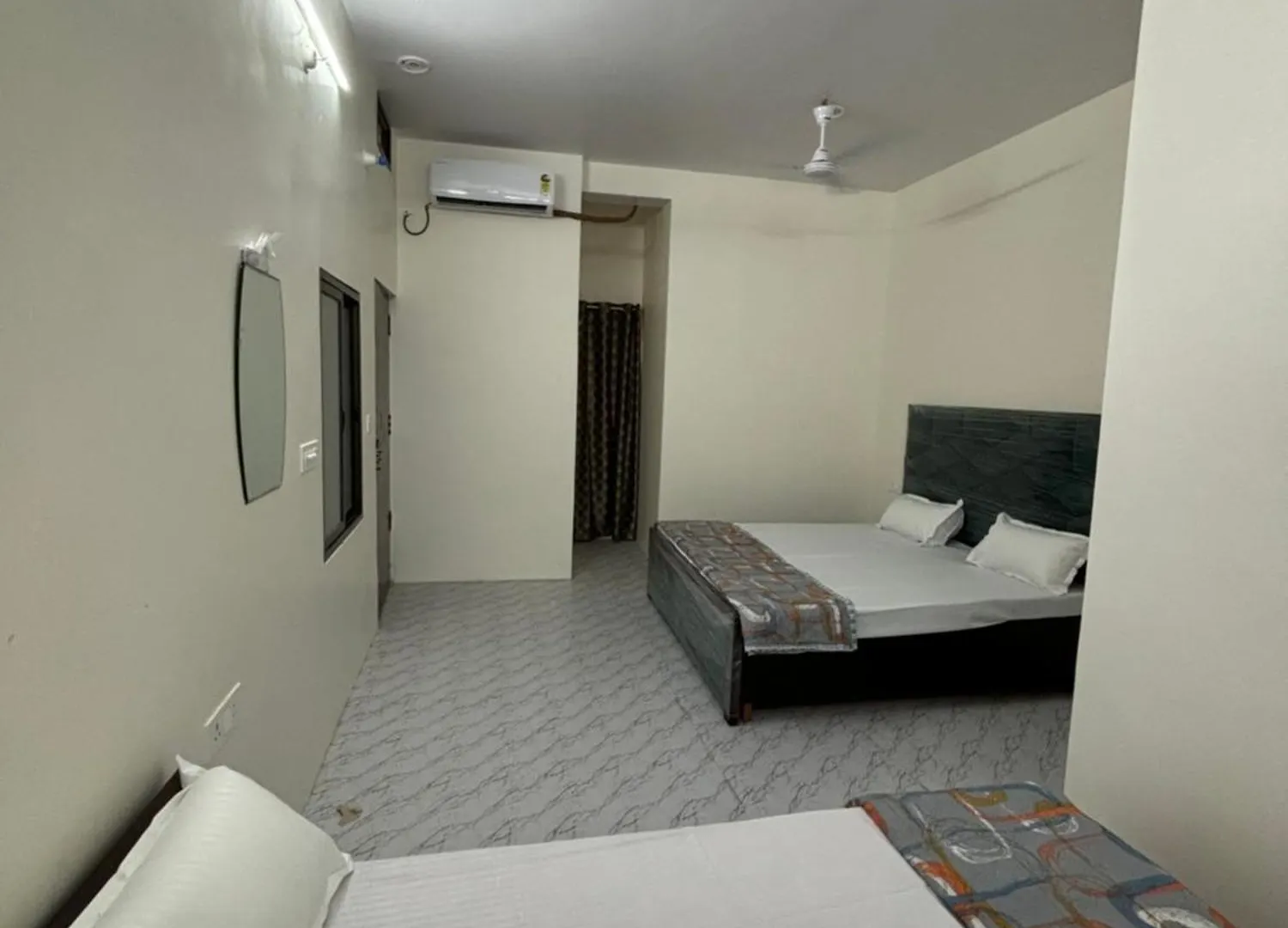Pipewalas House バラナシ インド